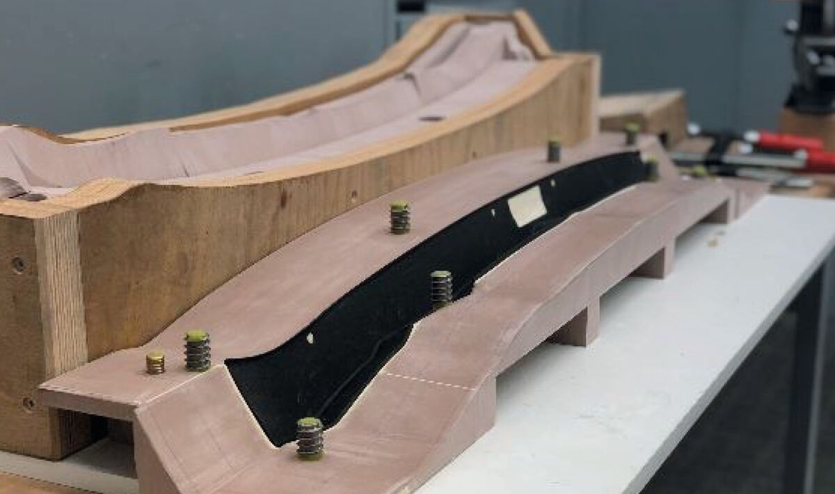 Mold for complex component geometries